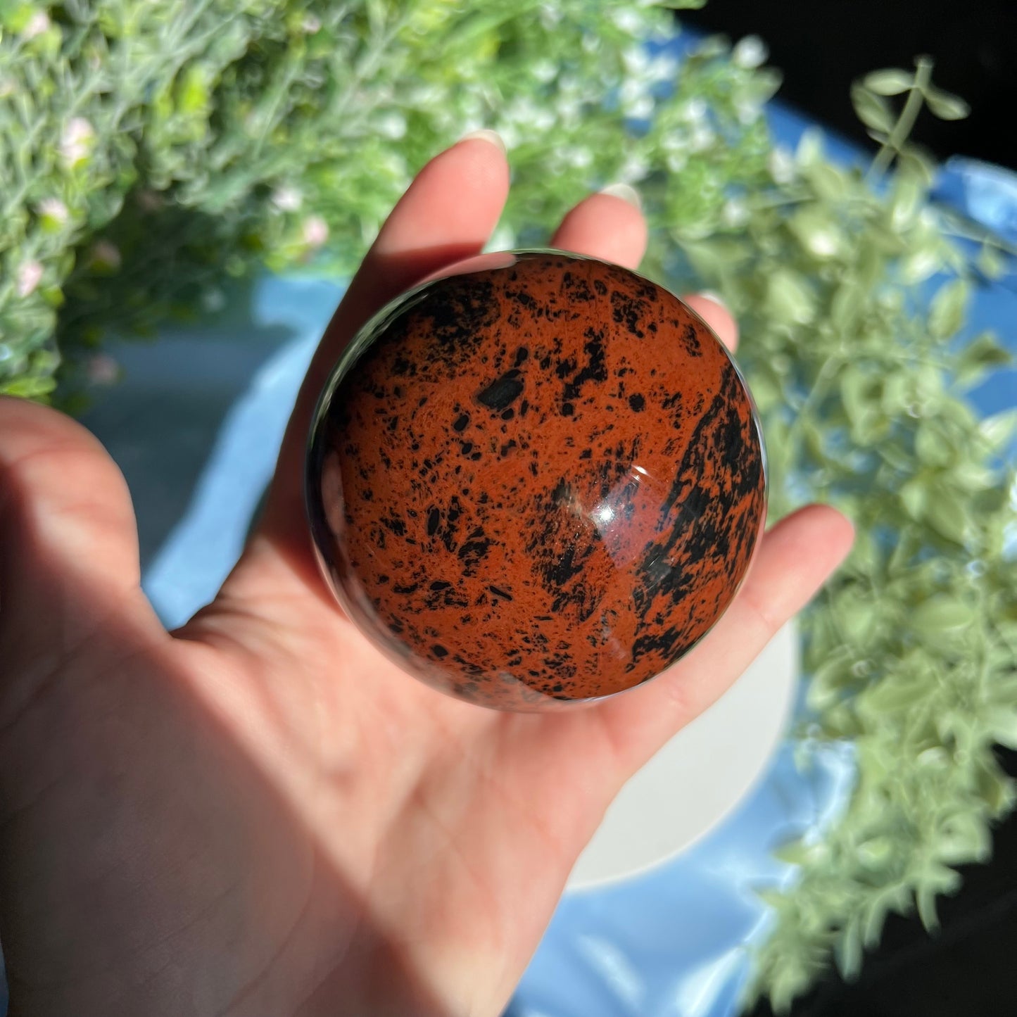 Mahogany Obsidian Red Obsidian Sphere Diameter approximately 2.75" (69 mm) Weight: 430 g (15.15 oz)