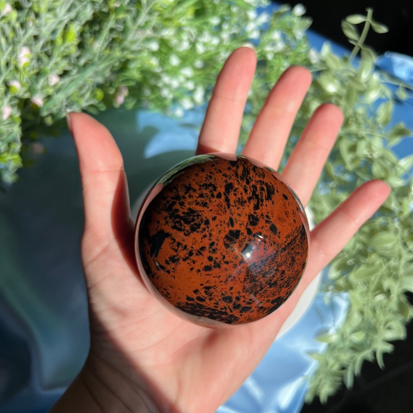 Mahogany Obsidian Red Obsidian Sphere Diameter approximately 2.75" (69 mm) Weight: 430 g (15.15 oz)