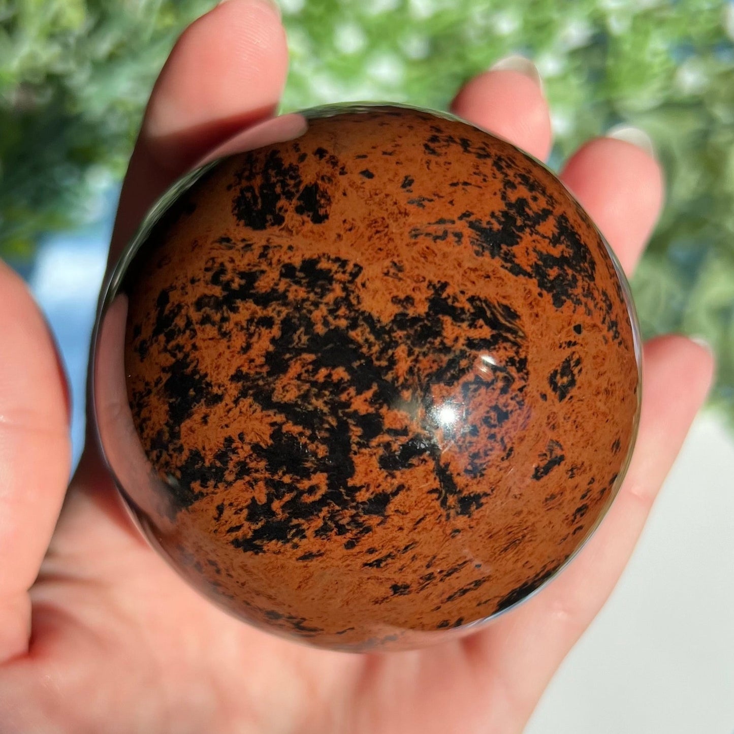 Mahogany Obsidian Red Obsidian Sphere Diameter approximately 2.7" (68 mm) Weight: 403 g (14.2 oz).