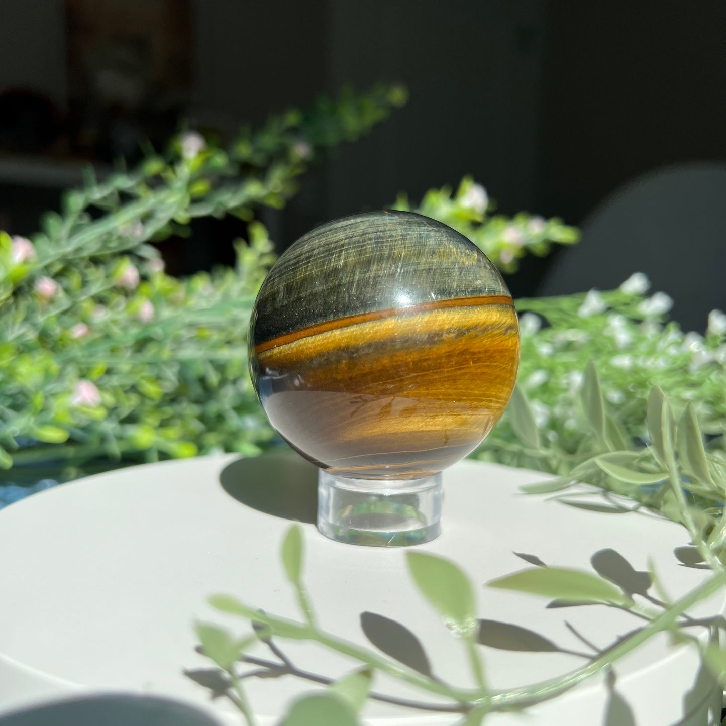 Tiger Eye Sphere Diameter approximately 2.14" (54 mm) Weight: 229 g (8.1 oz)