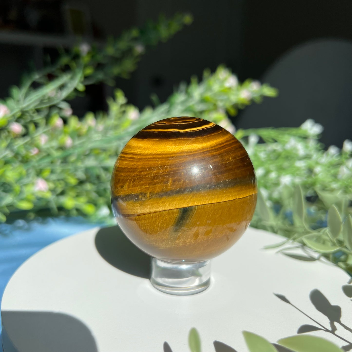 Tiger Eye Sphere Diameter approximately 2.28" (57 mm) Weight: 274 g (9.65 oz)