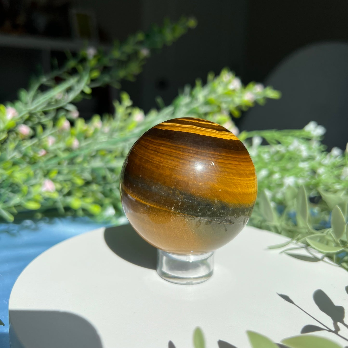 Tiger Eye Sphere Diameter approximately 2.28" (57 mm) Weight: 274 g (9.65 oz)