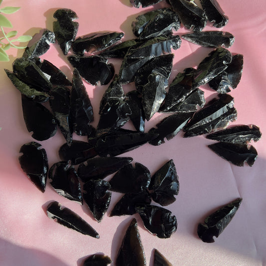 1 (One) 1.5-2.5" Black Obsidian Arrowheads from Mexico