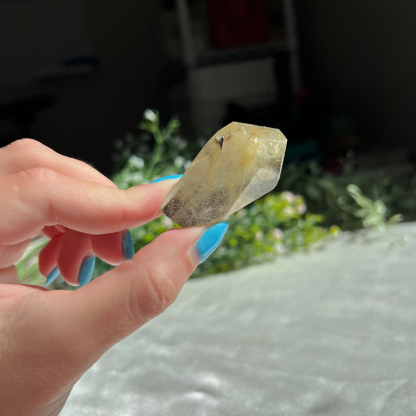 Gold Rutilated Quartz Freeform Carving 0.9 oz (25 g)