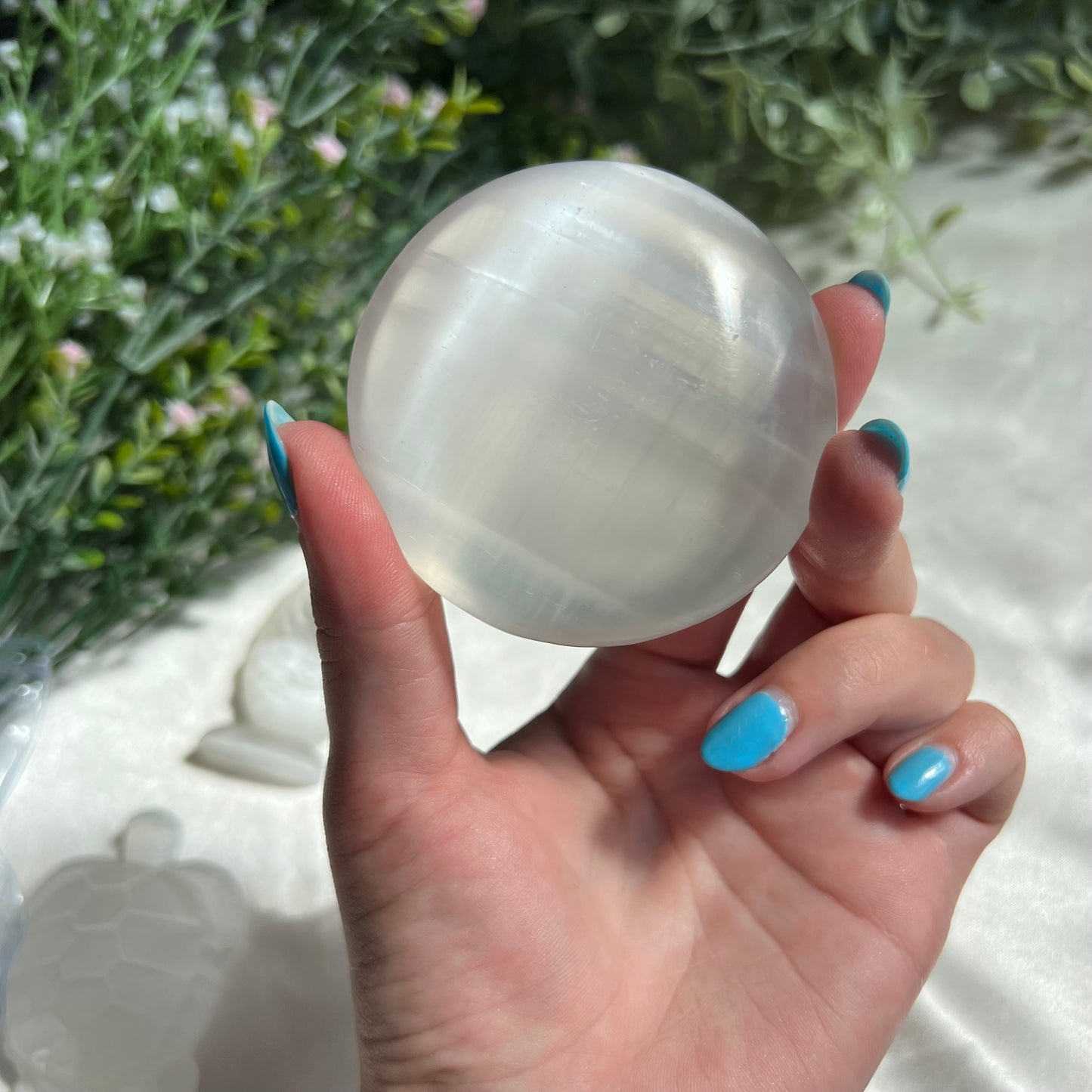 Selenite Round Palm Stone