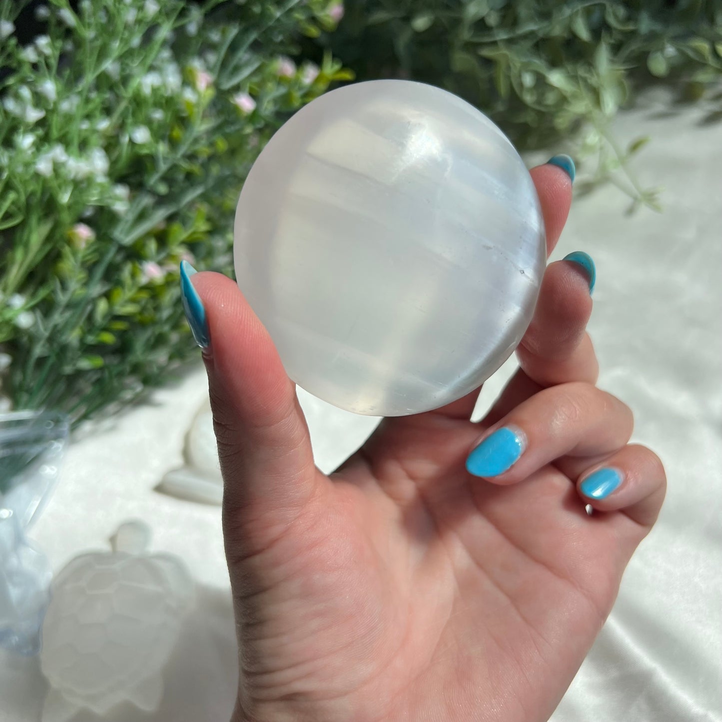 Selenite Round Palm Stone