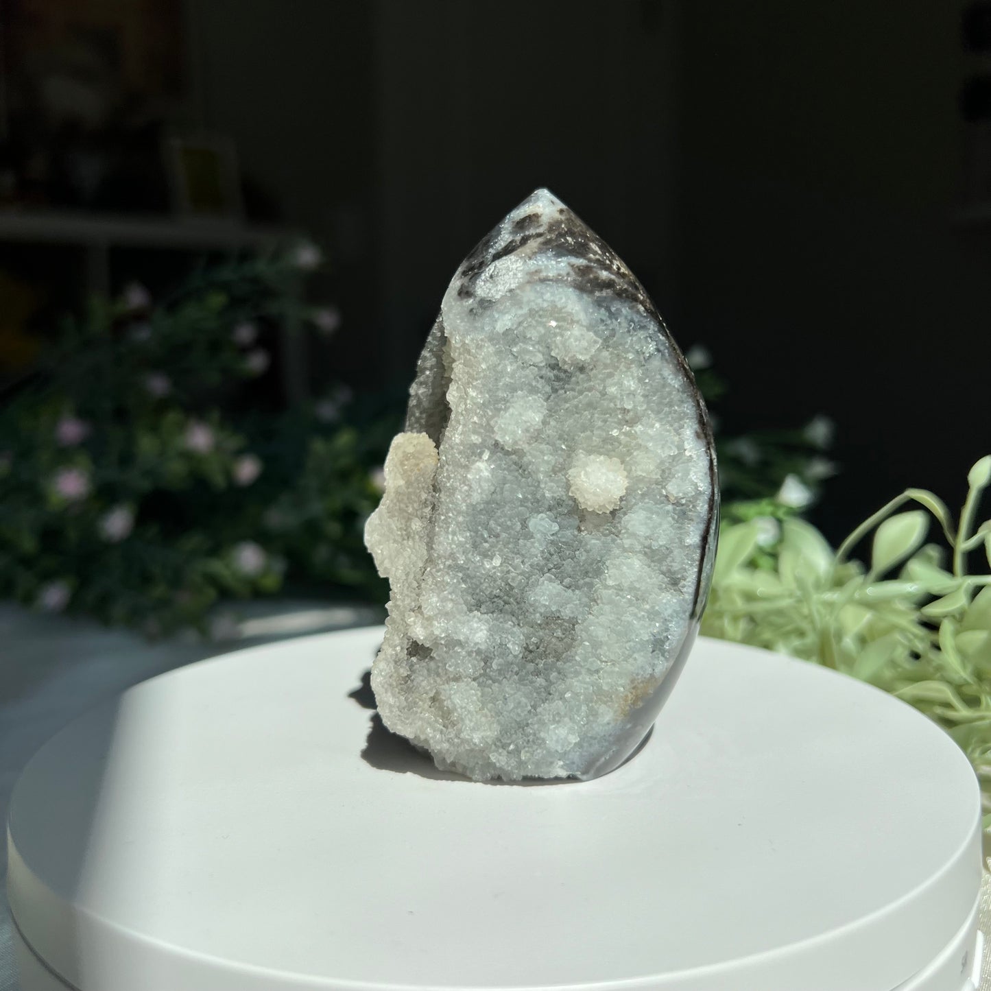 Druzy Sphalerite Flame Carving