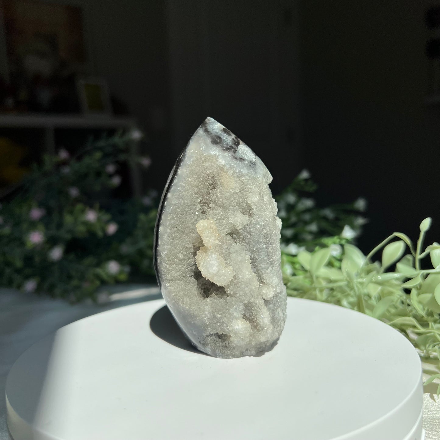 Druzy Sphalerite Flame Carving