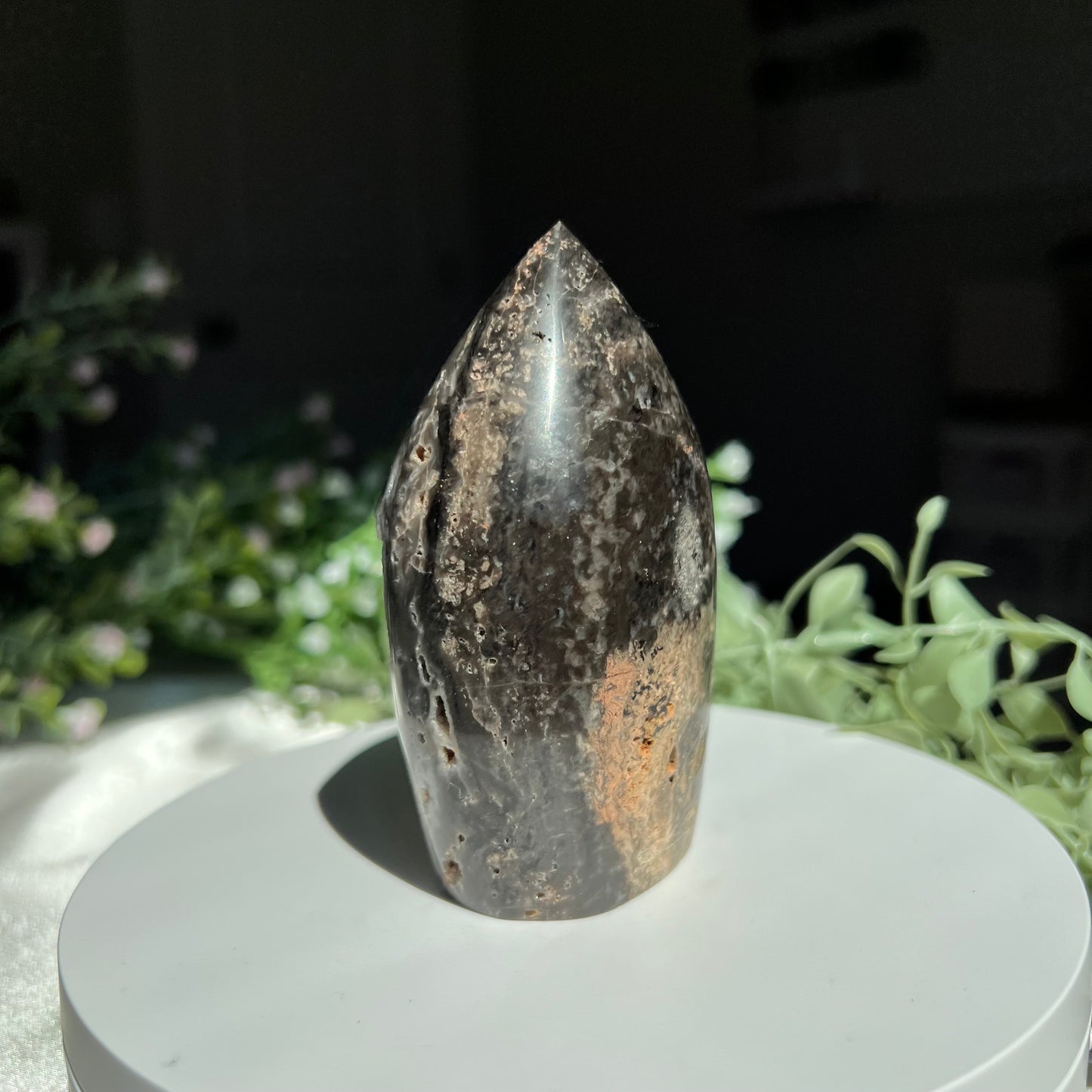 Druzy Sphalerite Flame Carving