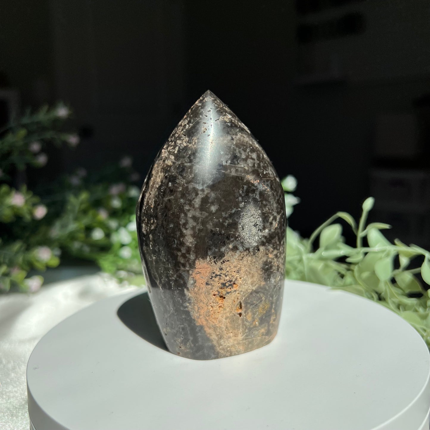 Druzy Sphalerite Flame Carving