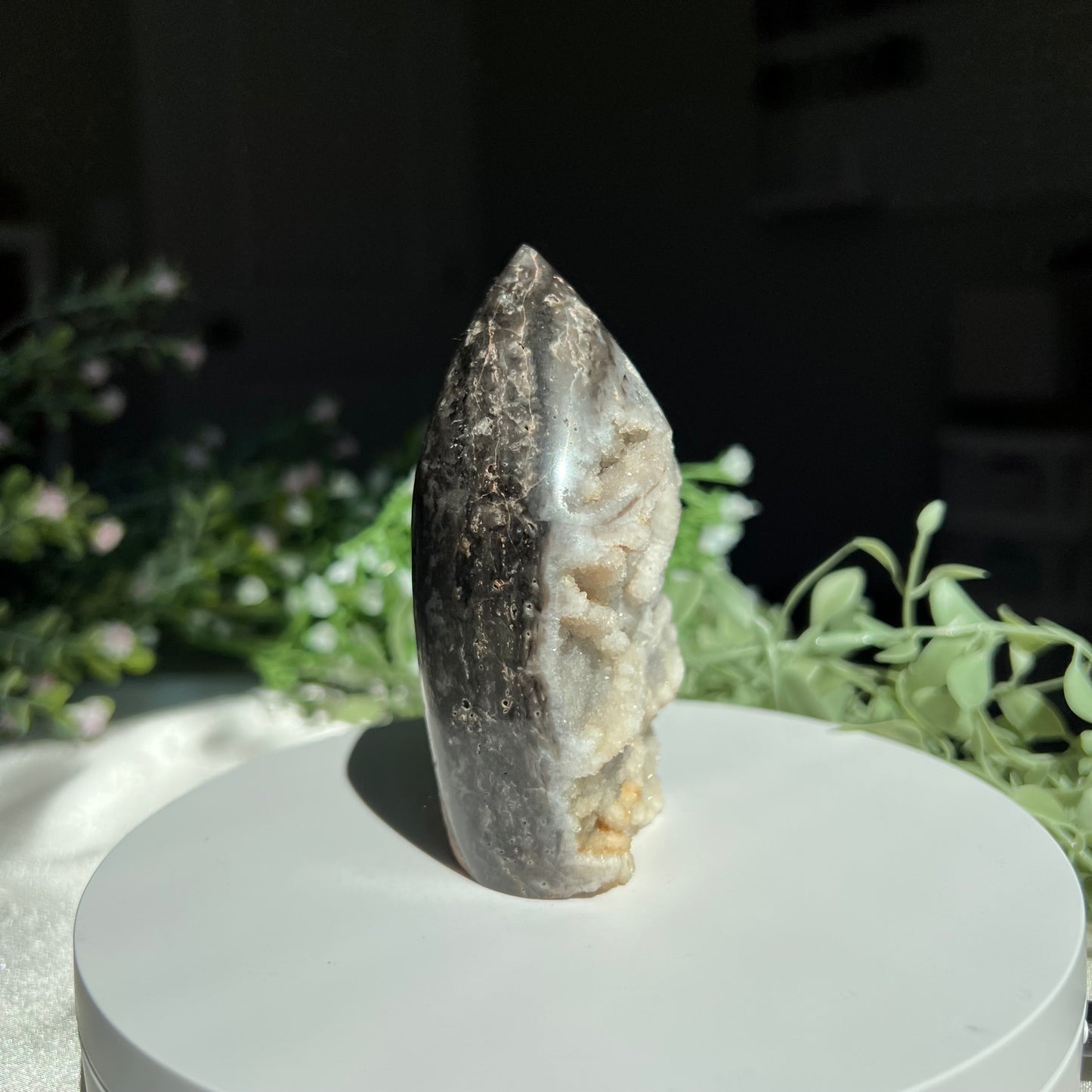 Druzy Sphalerite Flame Carving