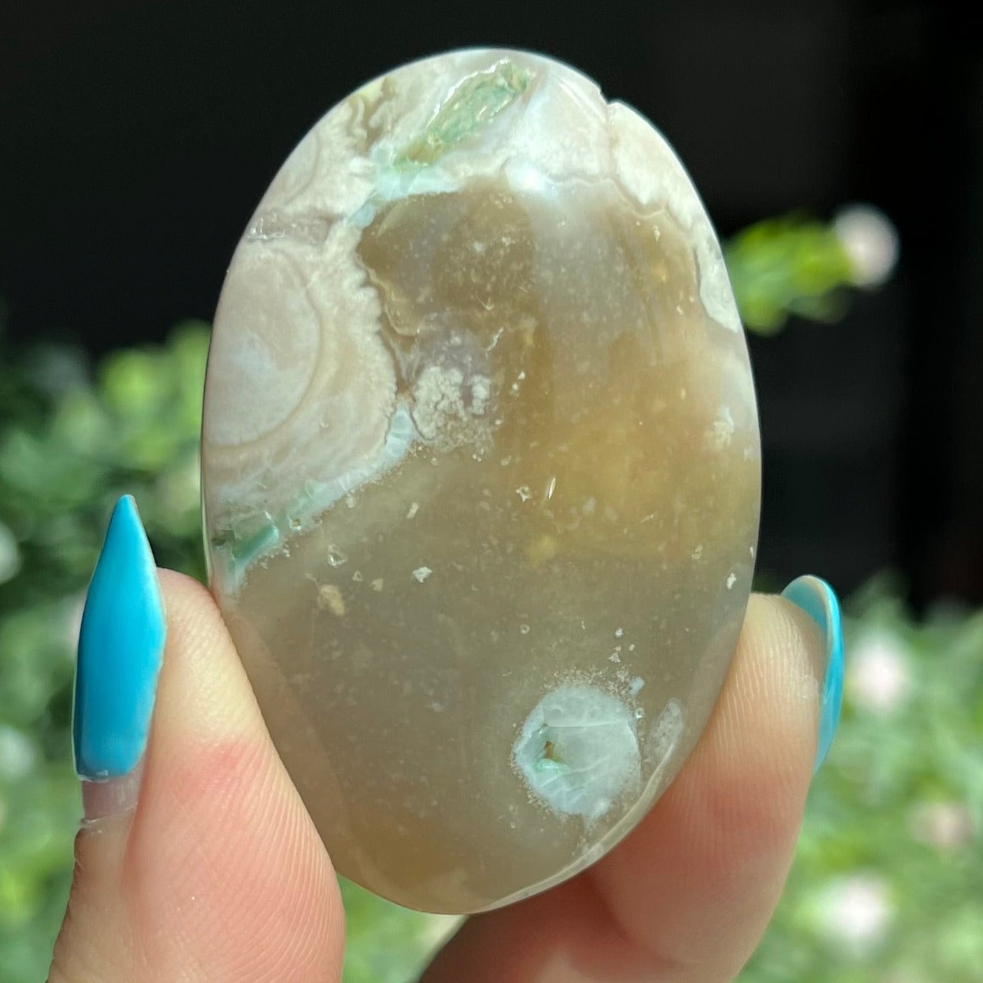 Green Flower Agate Palm Stone