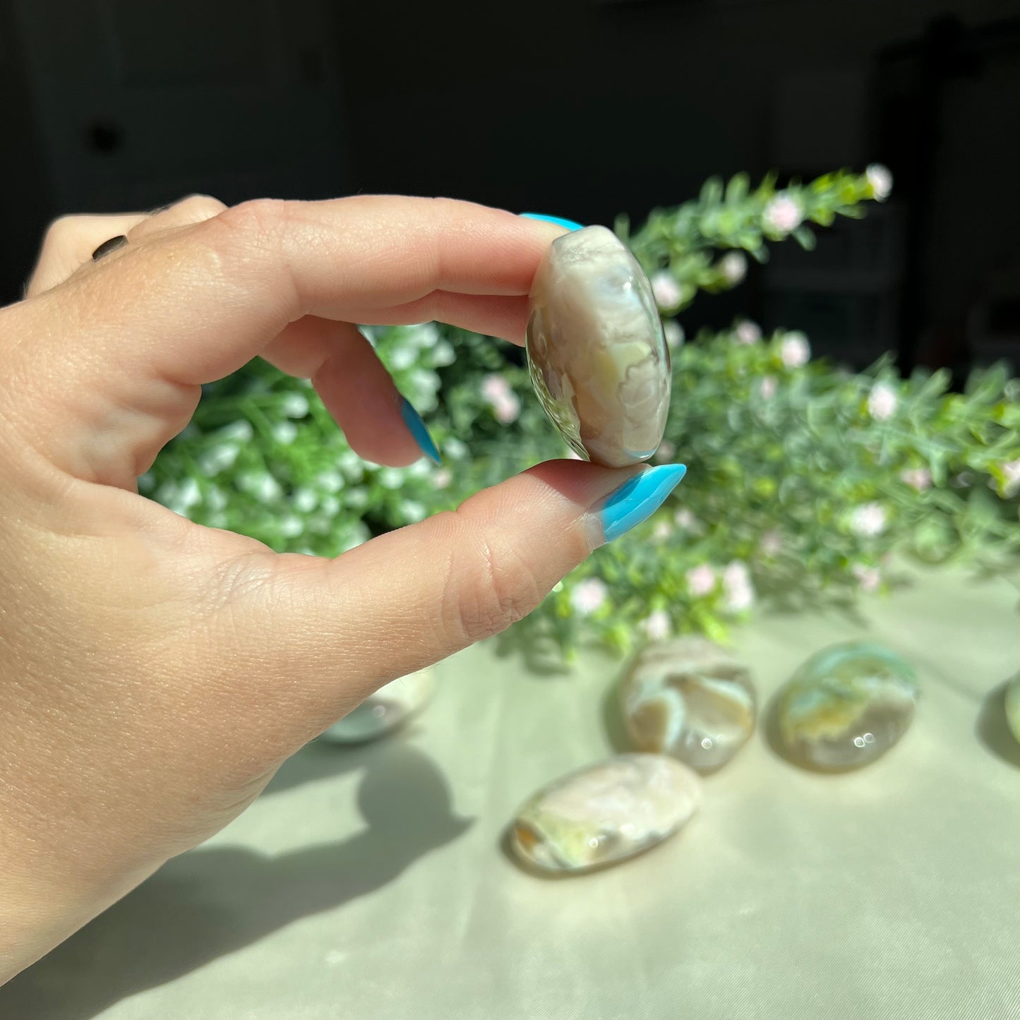 Green Flower Agate Palm Stone