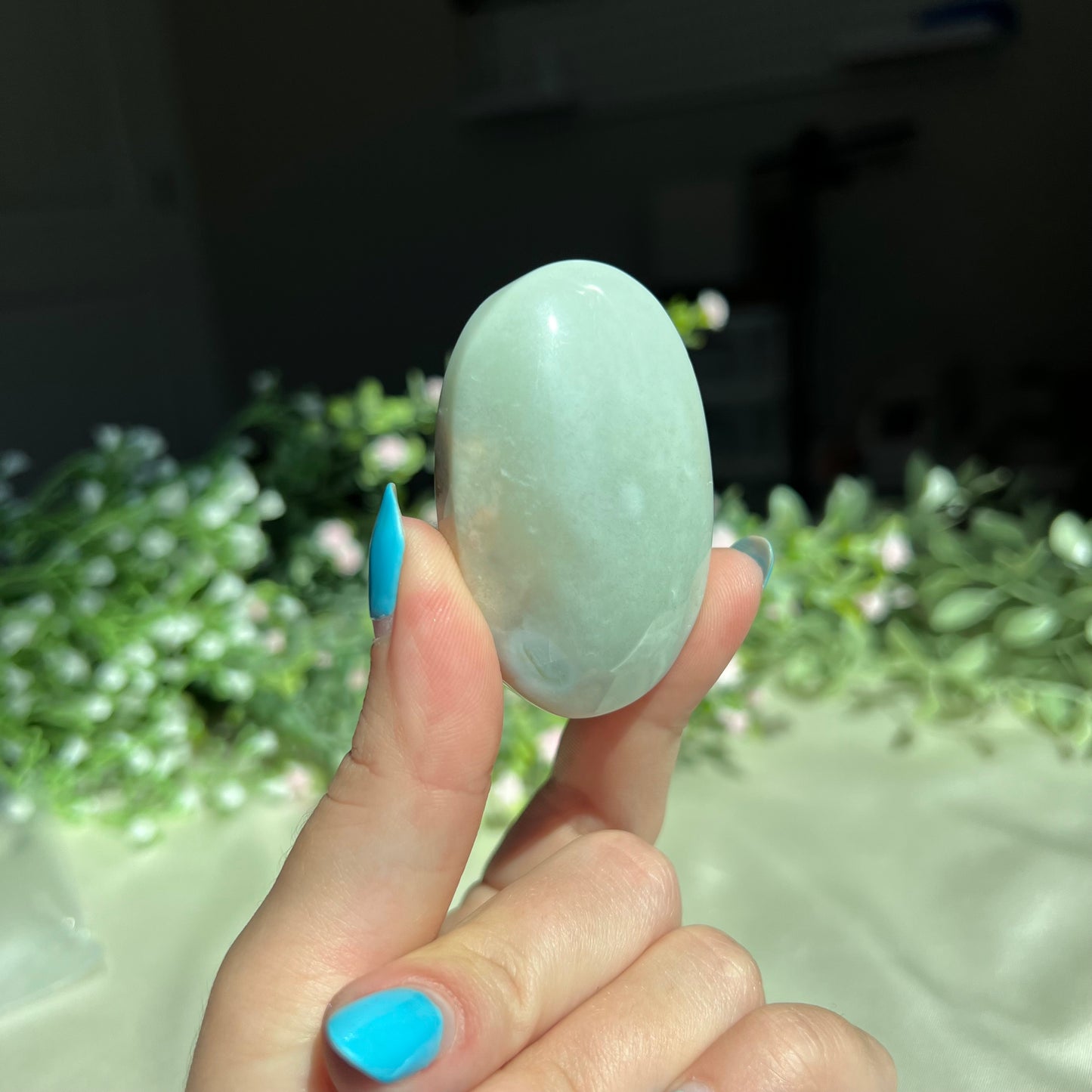 Green Flower Agate Palm Stone