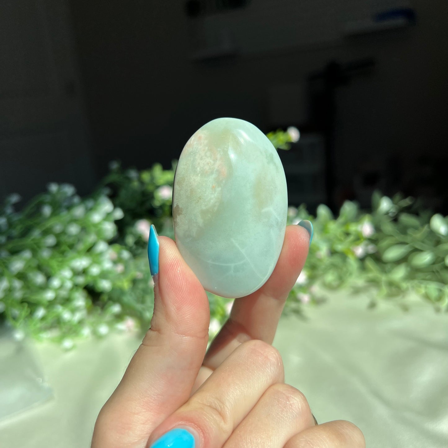 Green Flower Agate Palm Stone